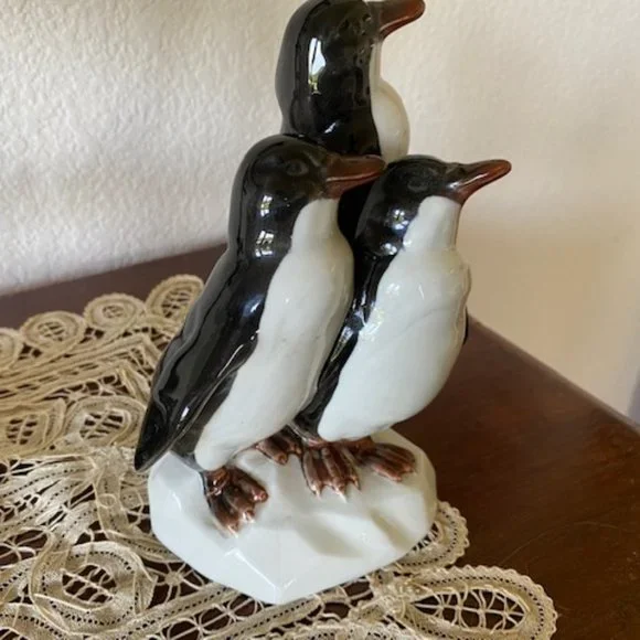 Vintage * Porcegama Valencia Spain * CUART de POBLET * 3 PENGUINS * signed *RHTF